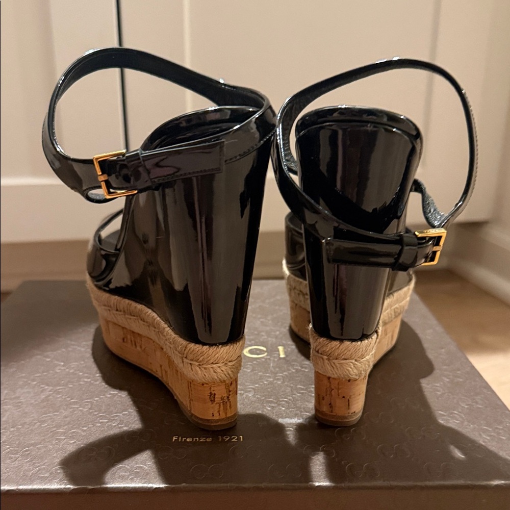 Gucci Black Patent Leather Espadrille Wedge Sandals - Picture 5 of 5